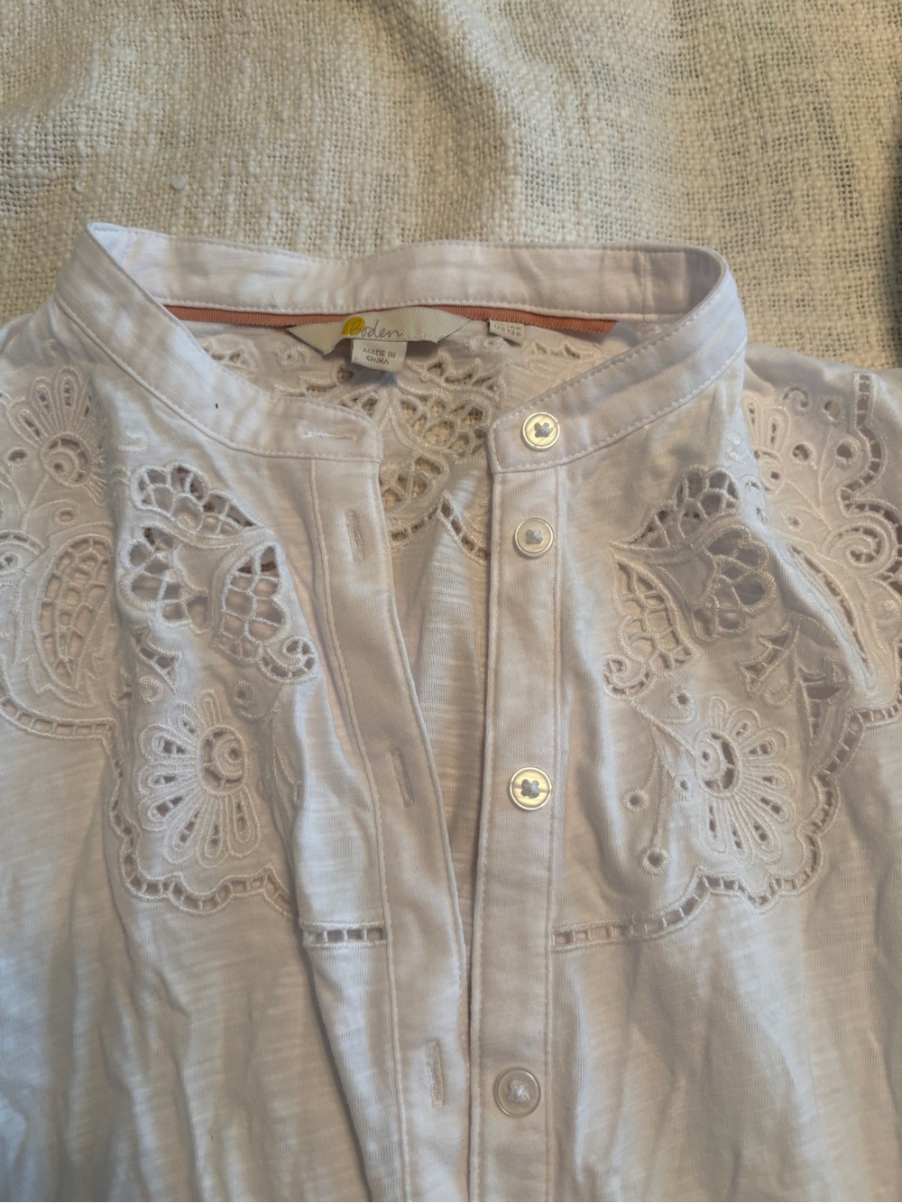 Boden Women’s lace design cut out top